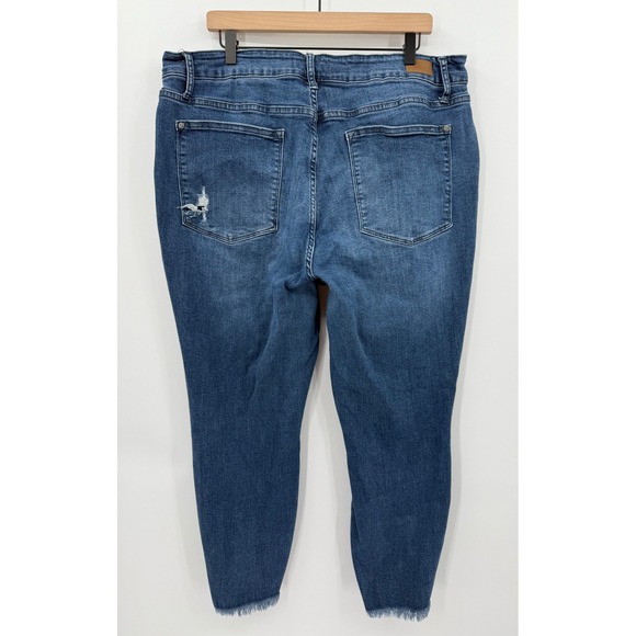 22W Judy Blue Women's Skinny Jeans - Blue - Picture 3 of 11